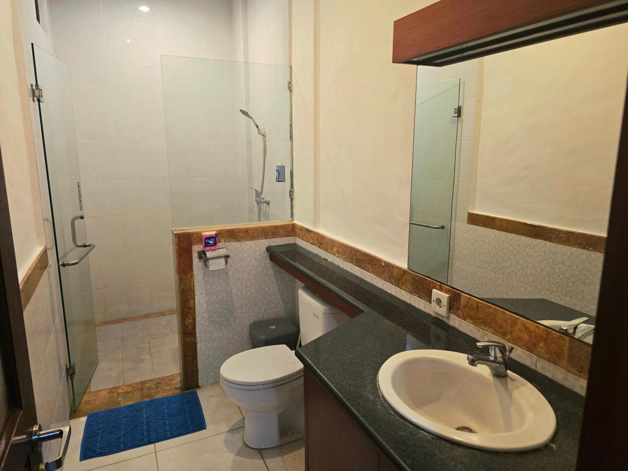 Keke Homestay Sanur Exteriör bild
