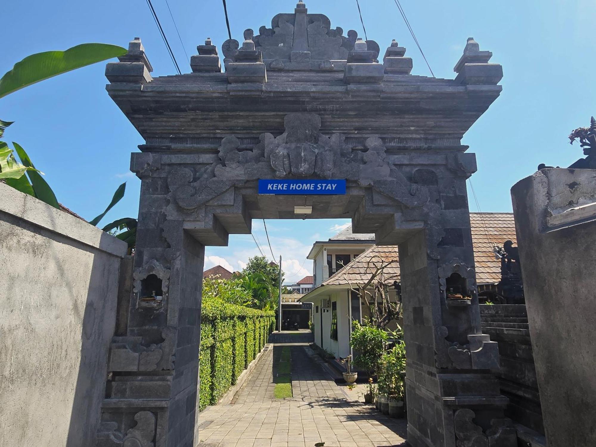 Keke Homestay Sanur Exteriör bild